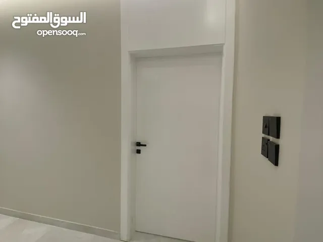 170 m2 3 Bedrooms Apartments for Rent in Al Riyadh Al Taawun