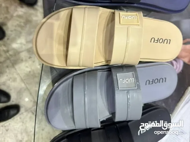 45 Slippers & Flip flops in Khartoum