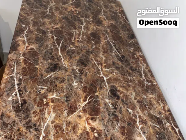 طارلة سفرة رخام مع 6 كراسي خشب