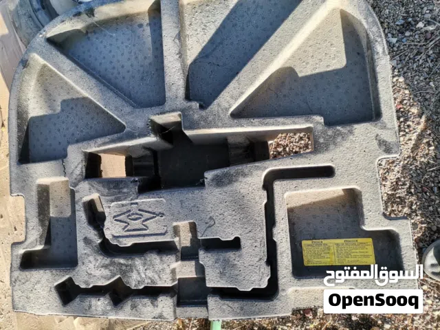 فلين دبه سياراه التيما او كامري