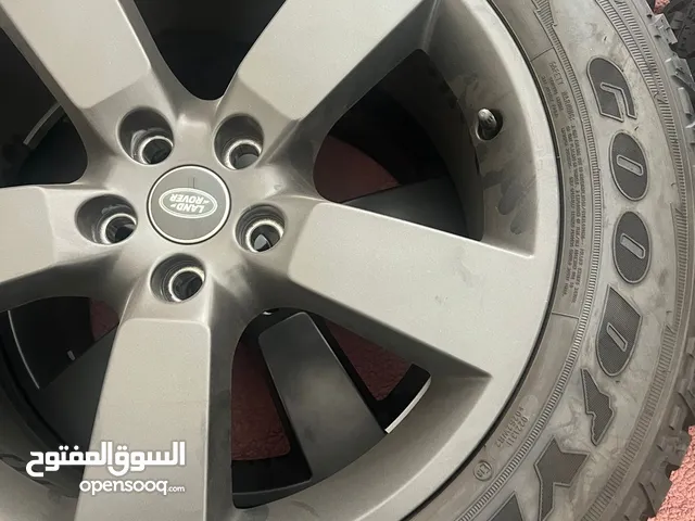 4 تواير نوع جوديير قياس 20 مستعمله استعمال قليل جدا