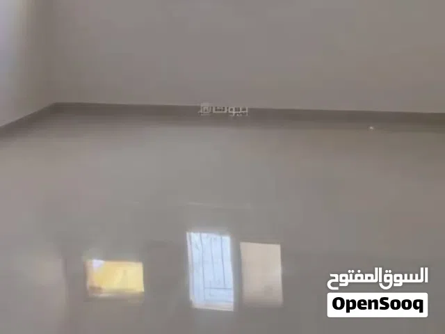 شقة في ولاية الرستاق