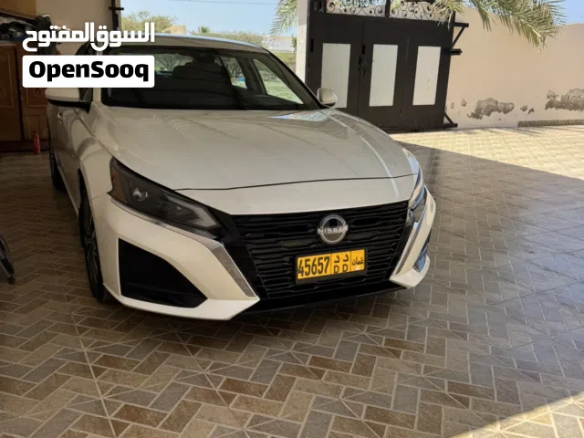 2023 نيسان التيما SV