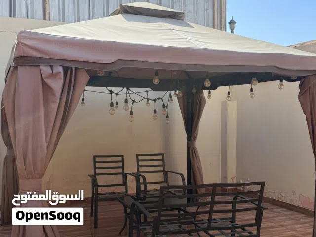 مظلة خارجيه