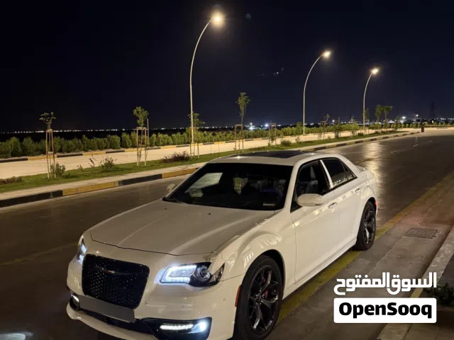 Used Chrysler 300 in Basra