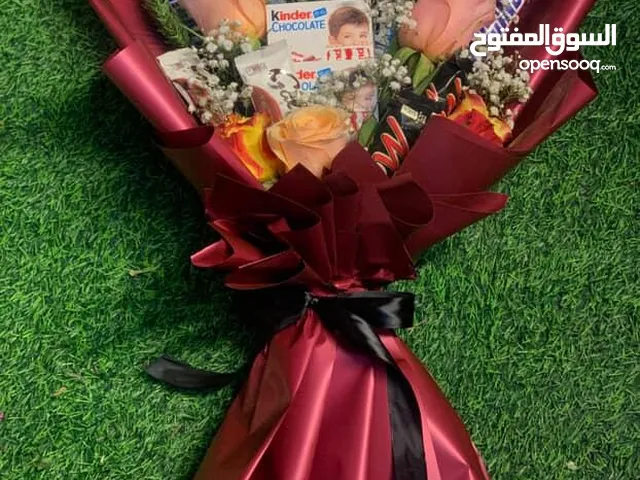 ورد طبيعي منسق بطريقة جميلة وجذابة