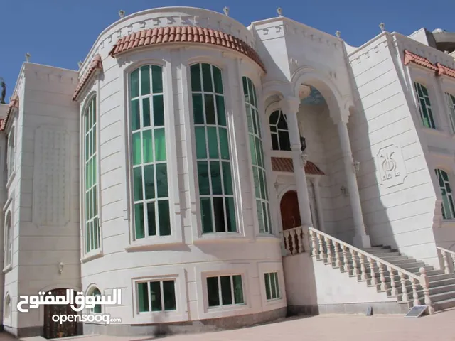 1000 m2 5 Bedrooms Villa for Rent in Sana'a Bayt Baws