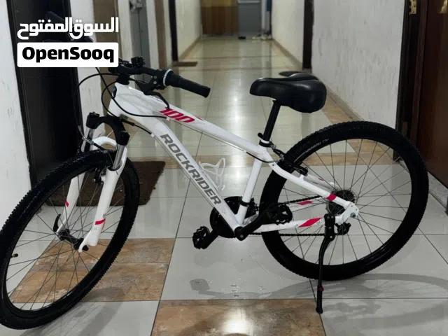 قاري RockRider ابيضّ استعمال نظيف جدا