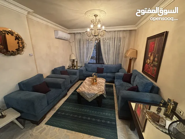 طقم كنبايات 7 مقاعد  استعمال خفيف للبيع بسعر مغري
