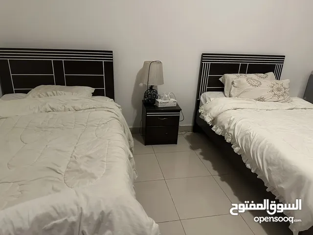 غرفة نوم بدون فرشات