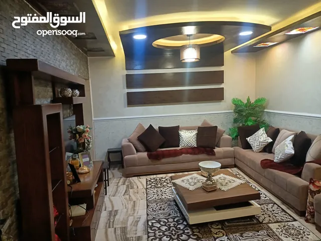 200 m2 More than 6 bedrooms Townhouse for Rent in Irbid Al Hay Al Sharqy