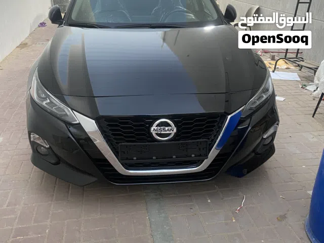 2020 Nissan Altima SR