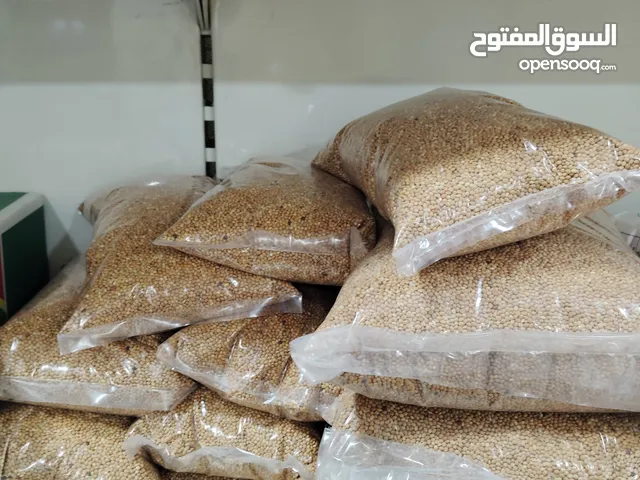 آكل طيور في كيلو وفي 3كيلو يوجد توصيل لجميع المناطق