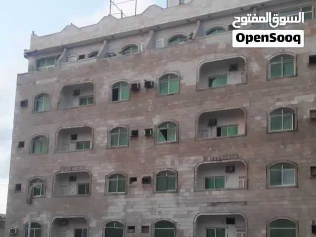 للبيع فندق جاهز في خورمكسر على ساحل ابين