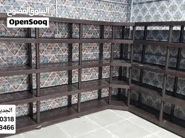 رفوف بلاستيك لتخزين البضائع وعرضها للمحلات والمخازن المتعددة