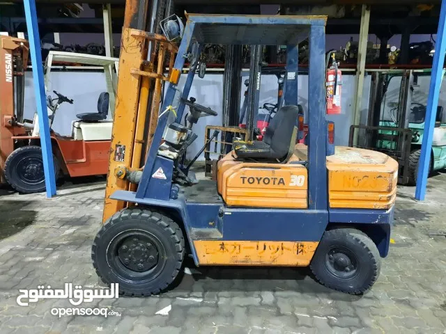 1996 Forklift Lift Equipment in Sharjah