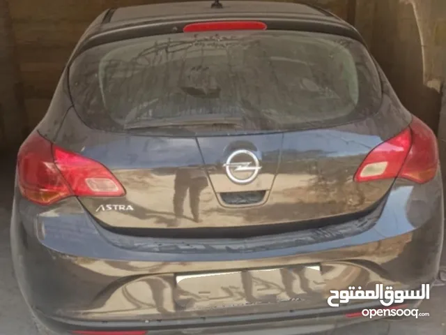 Used Opel Astra in Ramallah and Al-Bireh