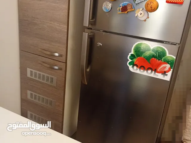 ثلاجة مستعملة للبيع