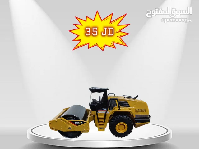 مجسمات آليات ثقيلة حديد