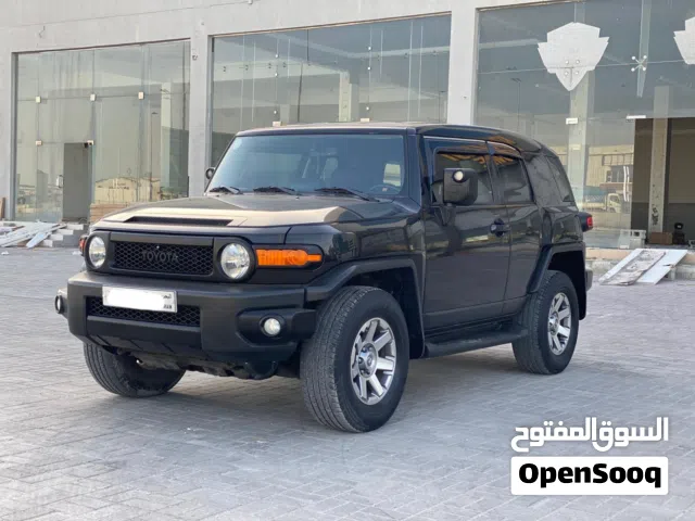 Toyota FJ Cruiser 2015 (Black)