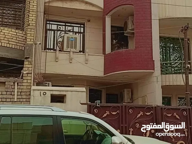 100 m2 3 Bedrooms Townhouse for Sale in Baghdad Ghazaliya