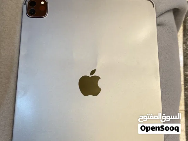 Apple iPad Pro 11 128 GB in Muscat