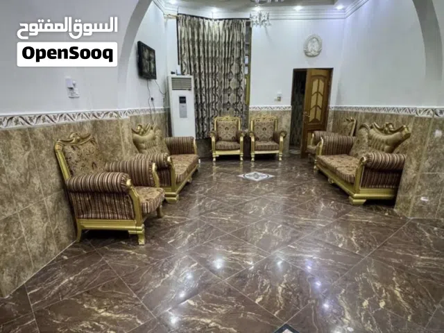 قنفات ملكيات العدد 6   4 كراسي و 2كبير