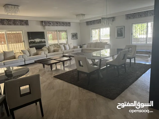 400 m2 5 Bedrooms Apartments for Sale in Amman Um Uthaiena