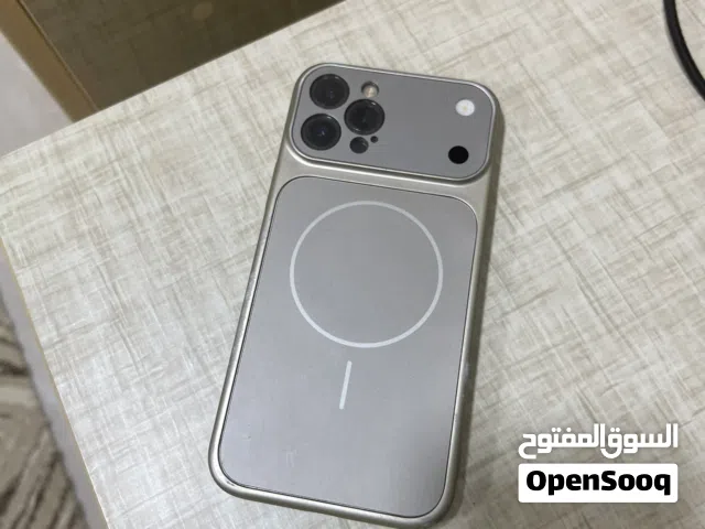 للبيع ايفون 12 بروماكس