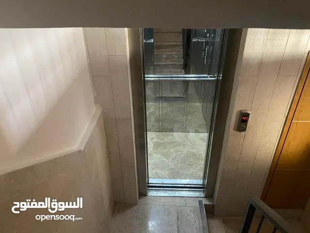 Elevators - Electrical Doors Maintenance Services in Ramallah and Al-Bireh