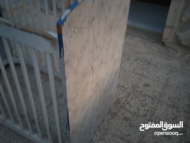 سرير طفل للبيع بسعر مغري