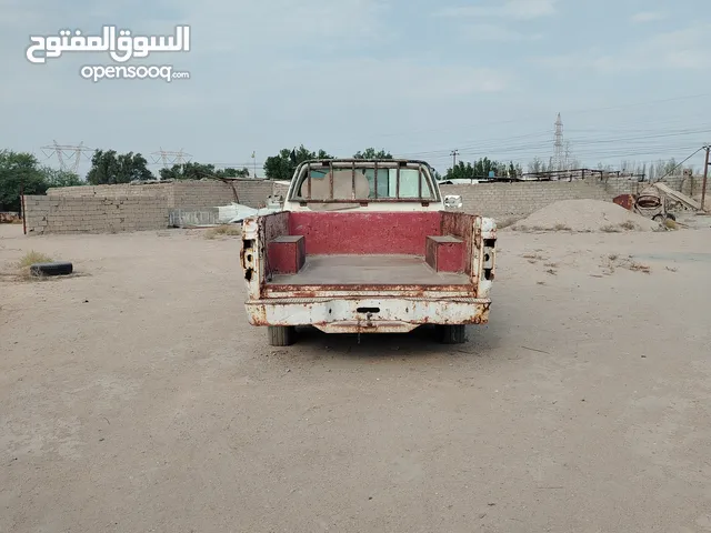سياره للبيع تسقيط بدون محرك