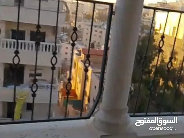 150 m2 4 Bedrooms Apartments for Sale in Ramallah and Al-Bireh Beitunia