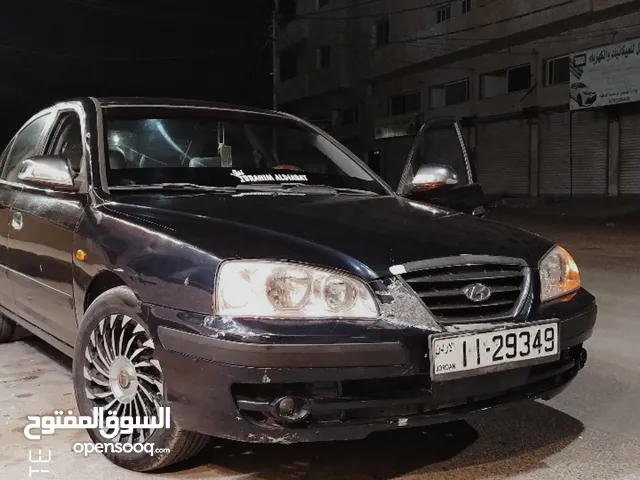 هونداي الالنتر موديل 2005 لون كحلي اوضة نظيفه جدا جلد مكلف 700 كوشوك جديد قطارة بنزين اقتصادية جدا