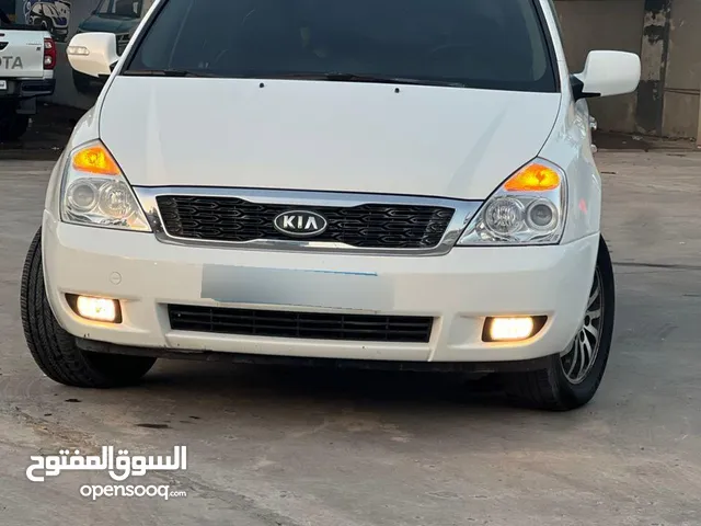 Used Kia Carnival in Tripoli