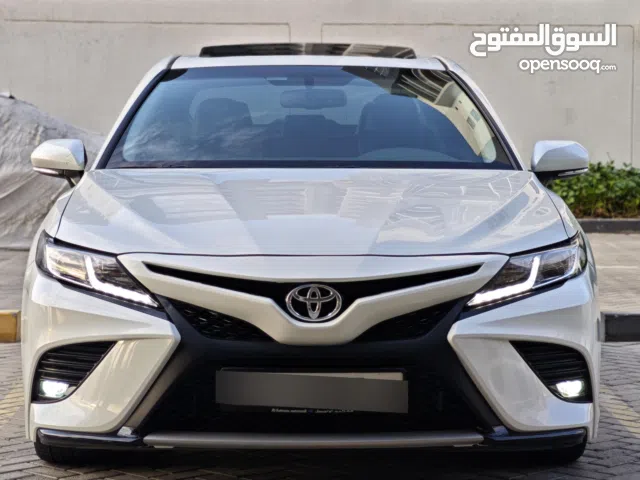 TOYOTA CAMRY SPORT, 2020 MODEL, PEARL WHITE, RUN AND DRIVE (Negotiable)