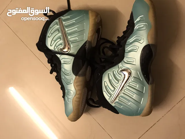 39 Sport Shoes in Irbid
