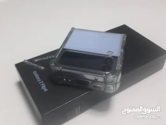 Samsung Galaxy Z Flip4 5G 256 GB in Tripoli