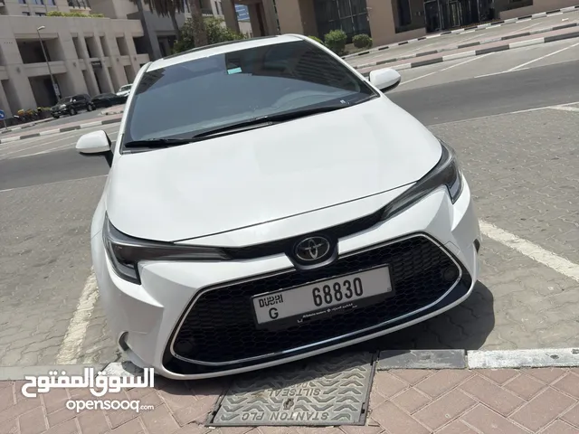 Sedan Toyota in Dubai