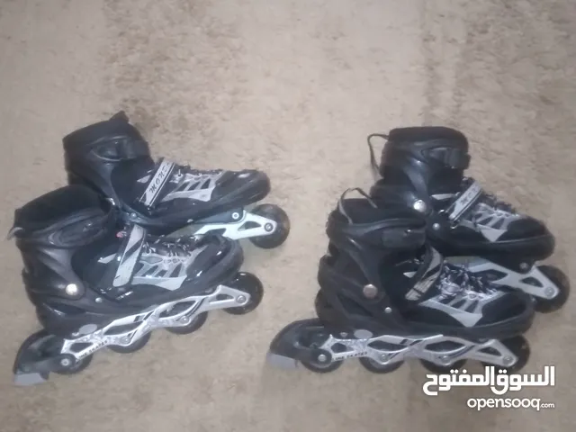 سكيت/بوط عجال نضيف بحالة الوكالة الواحد بـ7