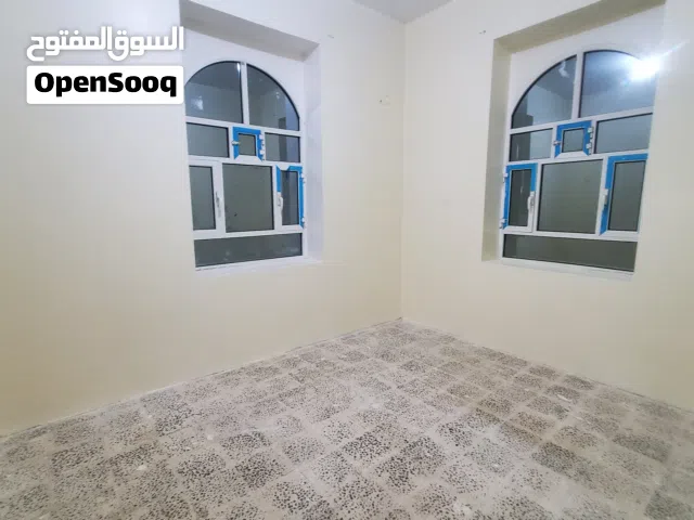 12 m2 3 Bedrooms Apartments for Rent in Sana'a Bayt Baws