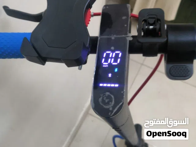 سكوتر كهربائي مستعمل السعر غير قابل الوصف مهم