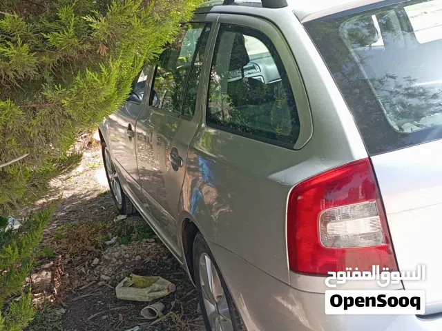 2009 سكودا اوكتافيا Standard