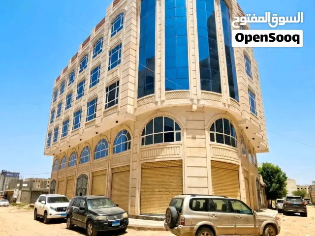 عمارة ركنية للبيع في صنعاء قرب جولة أرتل - مساحة 6 لبن حر معمد...
