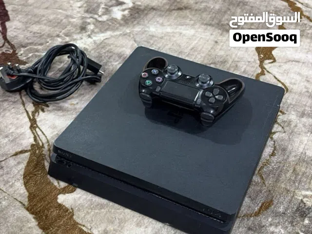PlayStation 4 PlayStation for sale in Al Dakhiliya