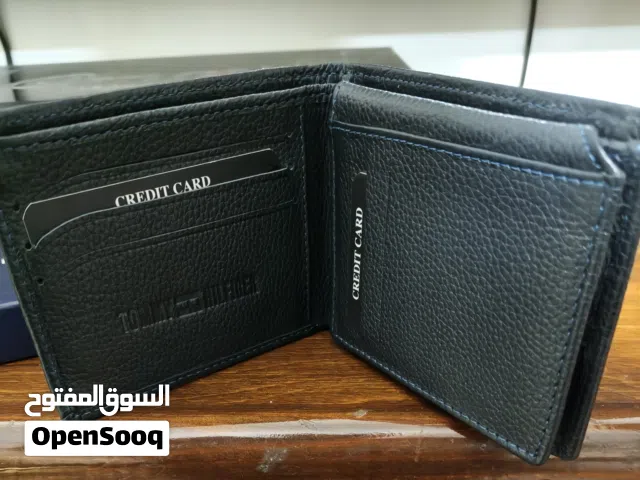 محفظة تومي هيلفيجر (Tommy Hilfiger) أصلية - جلد طبيعي - بالعلبة الأصلية - كحلي