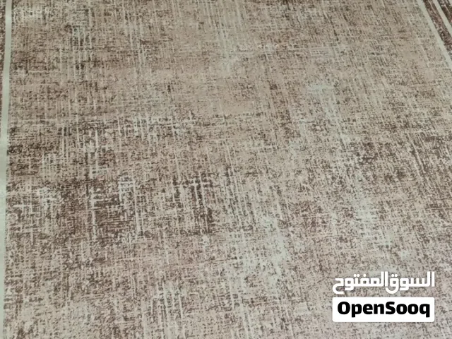 سجادةHD مقاس كبير مبطن ضد الرطوبة و الانزلاق التركي الأصلية قياس متر و90 في مترين و 80 بسعر  12دينار