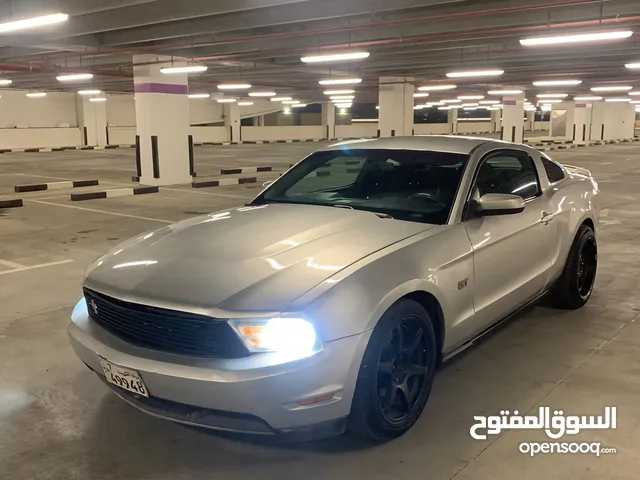 Ford Mustang Standard in Al Jahra