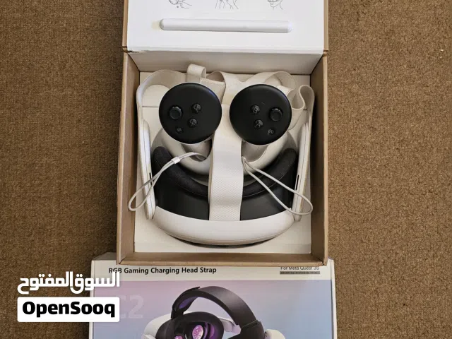 ميتا كويست 3 بلكرتونه 512g مع ستراب باور بانك جديد