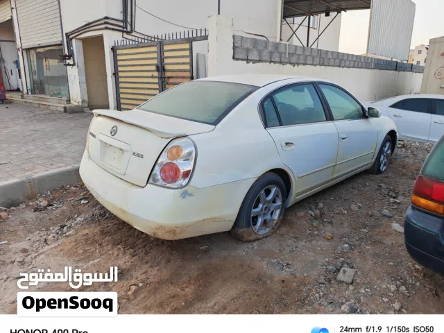 Nissan Altima 2005